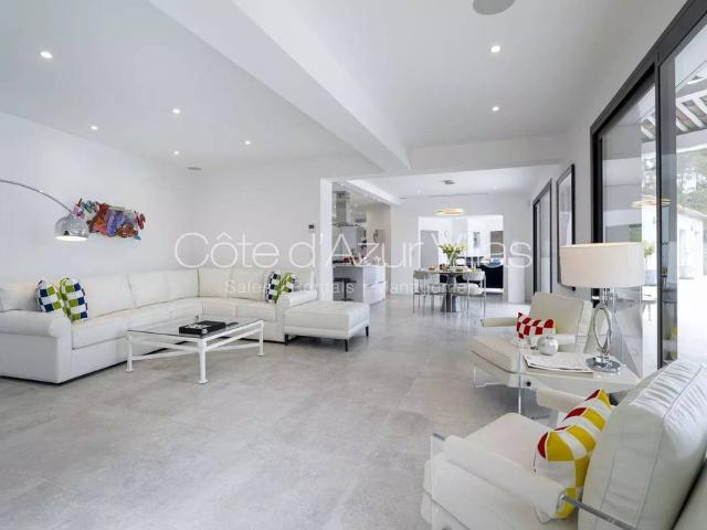 Villa Crystal, Mougins