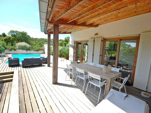 Villa d’architecte à 700 m de la plage de Villata