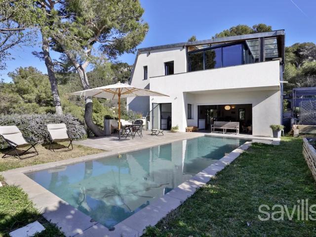 Villa d’architecte au calme absolu