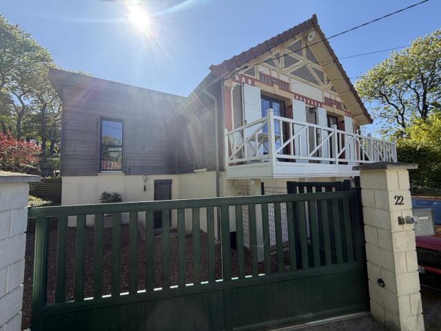 Villa d’Exception Vue Mer Panoramique Bois de Cise