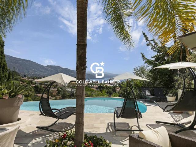 Villa d’exception avec vue mer panoramique 250m² Roquebrune Cap Martin