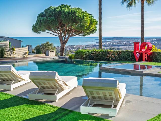 Villa d’exception clé en main avec vues panoramiques mer – Domaine privé sécurisé