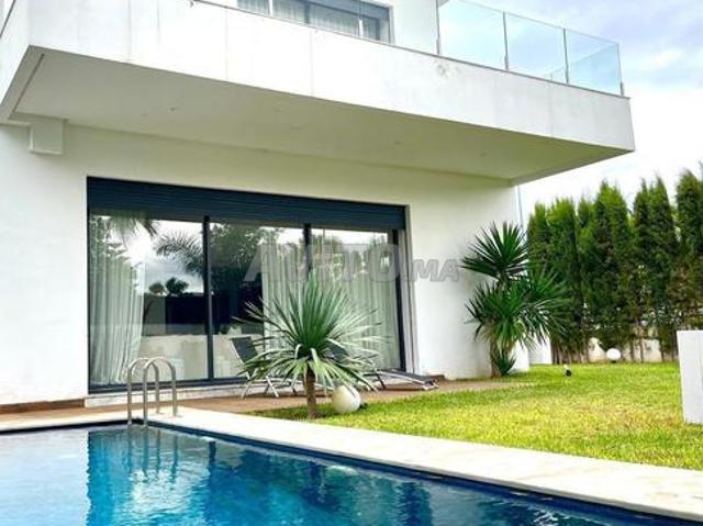 Villa d’Exception de 608 m² 4 Façades