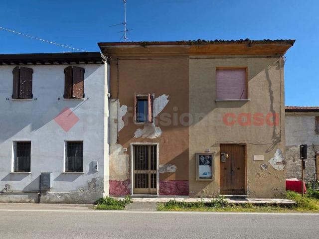 Villa da ristrutturare a Villimpenta