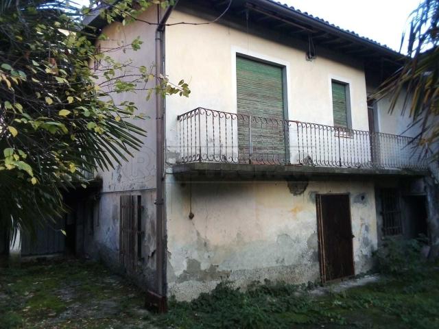 Villa da ristrutturare in via italia 24, Seriate