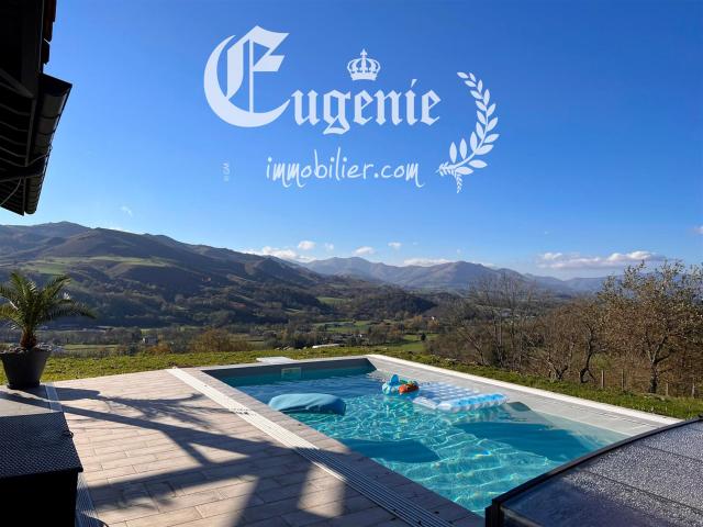 Villa d'Architecte 206M² Belles Prestations Vue Dominante su. 206m² Saint Jean Pied de Port