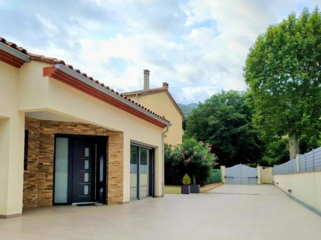Villa d'architecte très récente état Neuf 137m2, 3 chambres