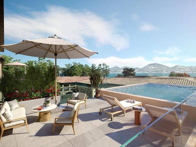 VILLA D'ARCHITECTE TRIPLEX AVEC PISCINE EN ROOFTOP