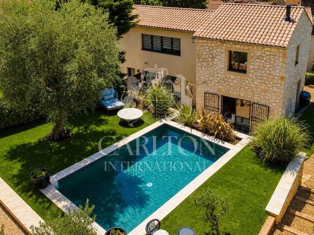 Villa d'architecte Unique au coeur de Valbonne village 177m² Valbonne