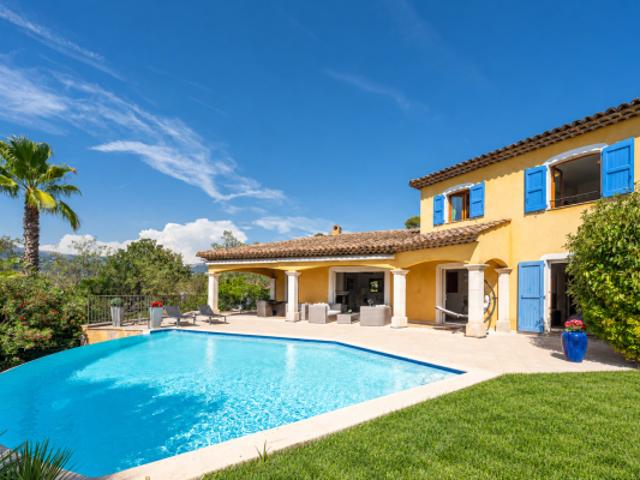 Villa d'architecte Volumes, lumière, calme et panorama