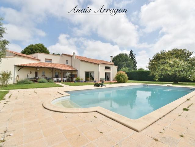 Villa d'architecte à vendre 6 pièces VILLENEUVE SUR LOT 47