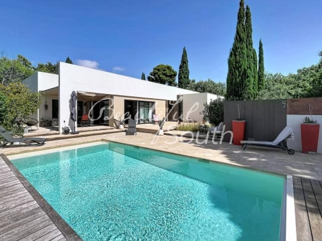 VILLA D'ARCHITECTE CONTEMPORAINE D'EXCEPTION, BAIXAS