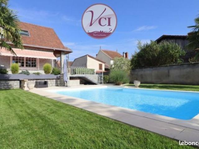 Villa d'Architecte Jardin clos avec piscine