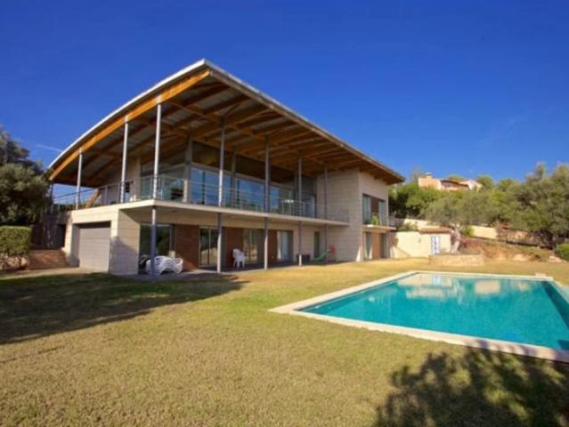 Villa d'architecte moderne avec vue panoramique proche de Palma