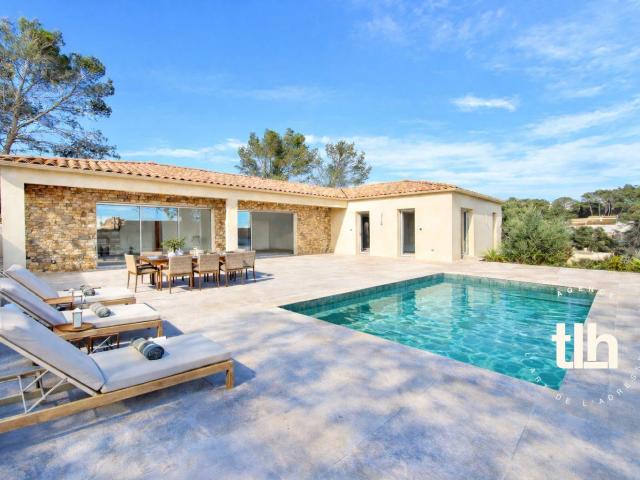 Villa D'architecte Neuve 4 Pieces 137 m2 137m² Nîmes