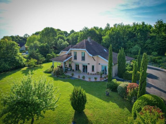 VILLA D'ARCHITECTE ORTHEZ 9 pièce s 330 m2