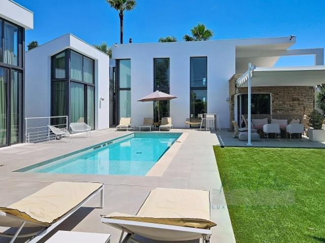 Villa d'architecte proche place des Lices Saint Tropez