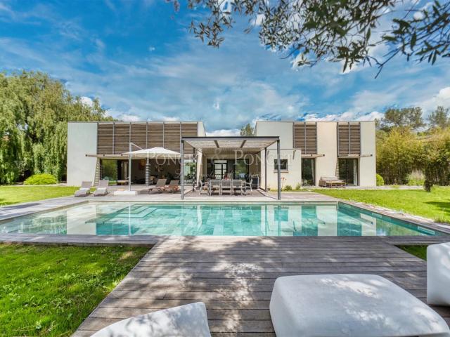 Villa d'architecte sans vis à vis, au calme 220m² Castries