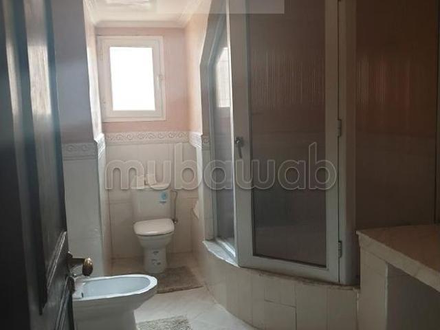 Villa de 4 appartements multi usage bureaux ou Habitation