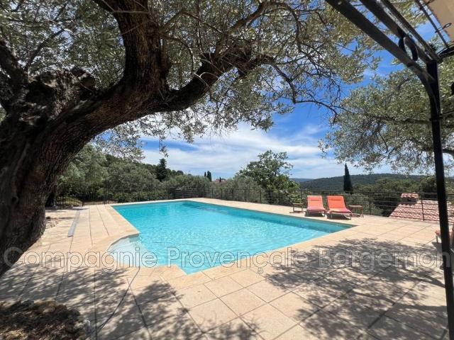 Villa de 4 chambres de luxe en vente Claviers, Provence Alpes Côte d'Azur