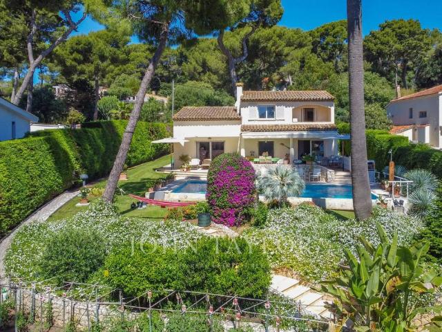 Villa de 4 chambres de luxe en vente Antibes, Provence Alpes Côte d'Azur