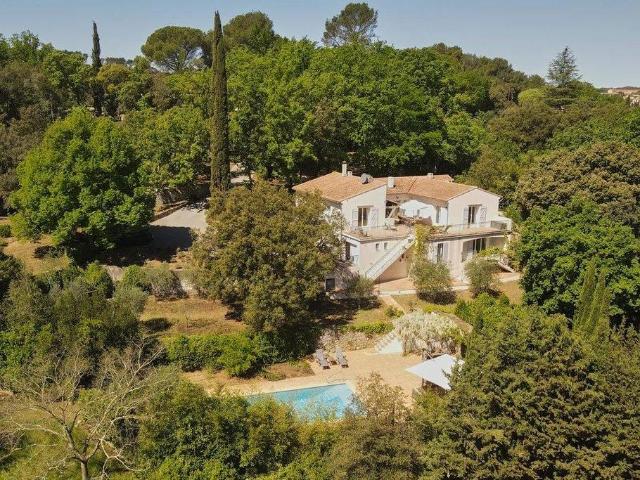 Villa de 4 chambres de luxe en vente Lorgues, Provence Alpes Côte d'Azur