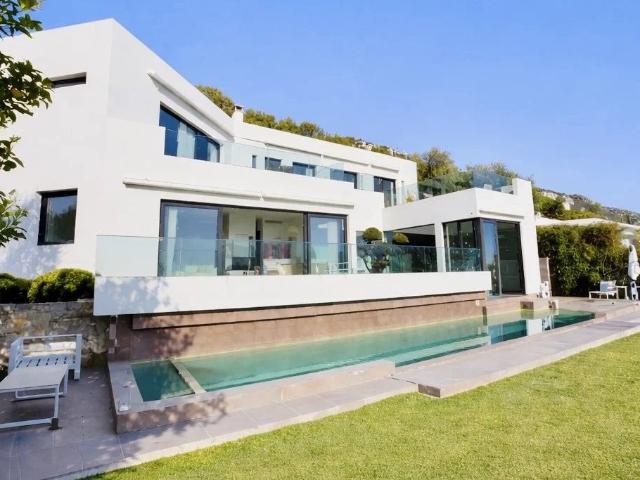 Villa de 4 chambres de luxe en vente La Turbie, Provence Alpes Côte d'Azur