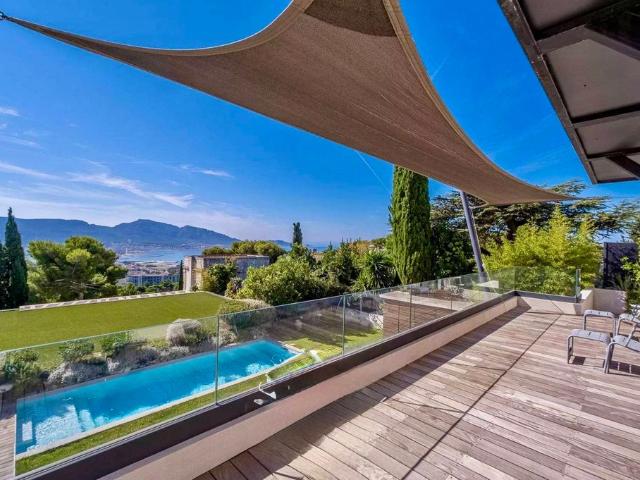 Villa de 4 chambres de luxe en vente Marseille, Provence Alpes Côte d'Azur