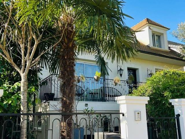 Villa de 4 chambres de luxe en vente Saint Maur des Fossés, Île de France