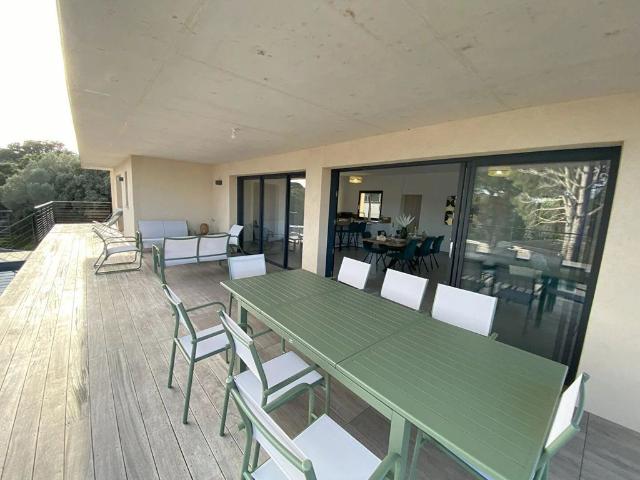 Villa de 4 chambres de luxe en vente Sainte Lucie de Porto Vecchio, Corse