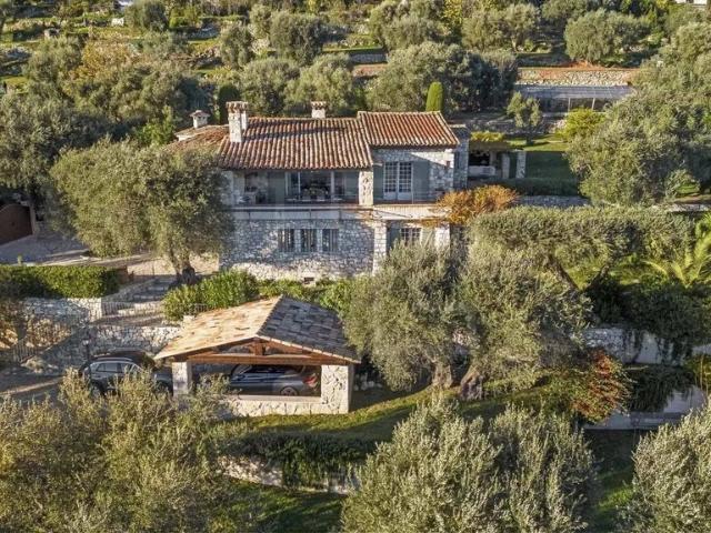 Villa de 4 chambres de luxe en vente Tourrettes sur Loup, Provence Alpes Côte d'Azur