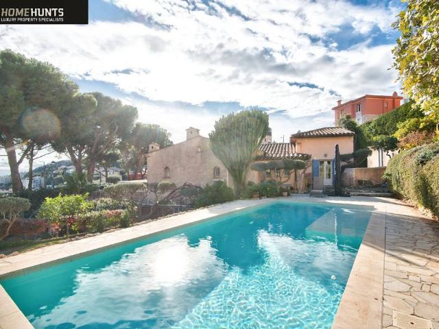 Villa de 4 chambres de luxe en vente Villefranche sur Mer, Provence Alpes Côte d'Azur