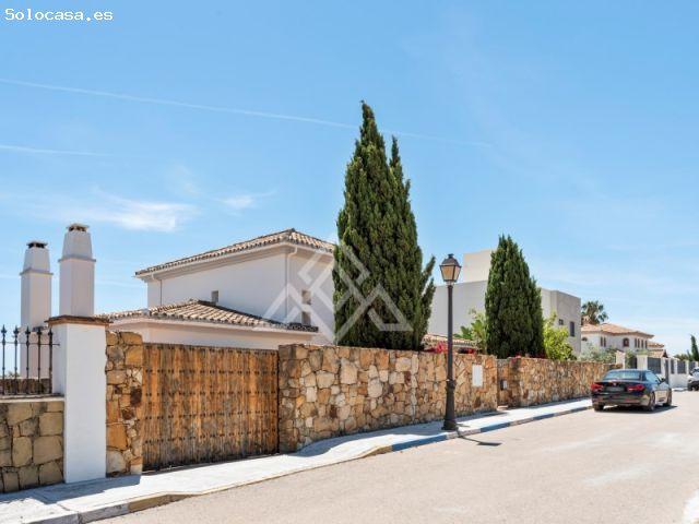 Villa de 4 Dormitorios en La Paloma, Entre Sotogrande y La Duquesa