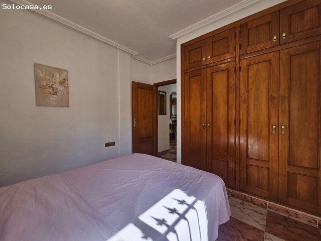 Villa de 4 dormitorios en venta en Cabo Roig Orihuela costa