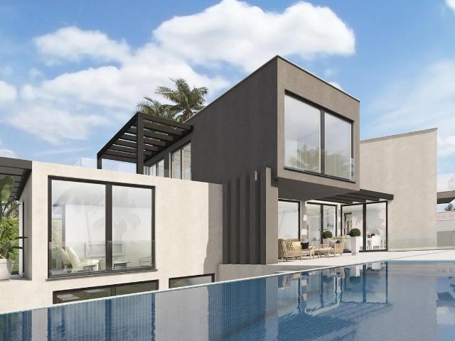 Villa de 4 dormitorios, 4 baños con vistas al Mar. La Alcaidesa, San Roque