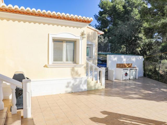 Villa de 4 habitaciones con vistas panorámicas al Montgó y c. 400m² Jávea Xabia