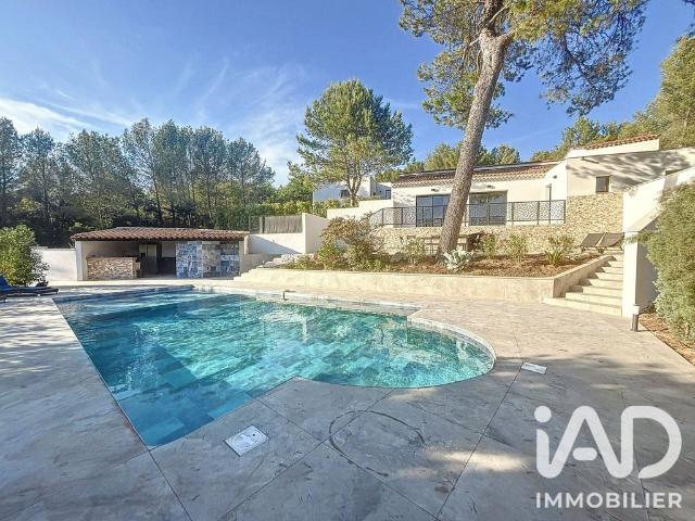 Villa de 4 pièces de luxe en location Gardanne, France