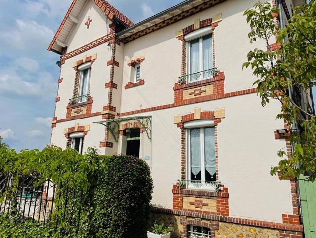 Villa de 4 pièces de luxe en vente Nogent le Roi, Centre