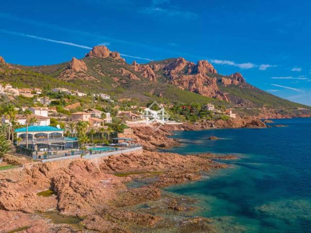 Villa de 4 pièces de luxe en vente Agay, France
