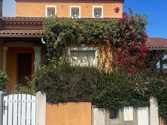 Villa de 4 pièces de luxe en vente Golfe Juan, Provence Alpes Côte d'Azur