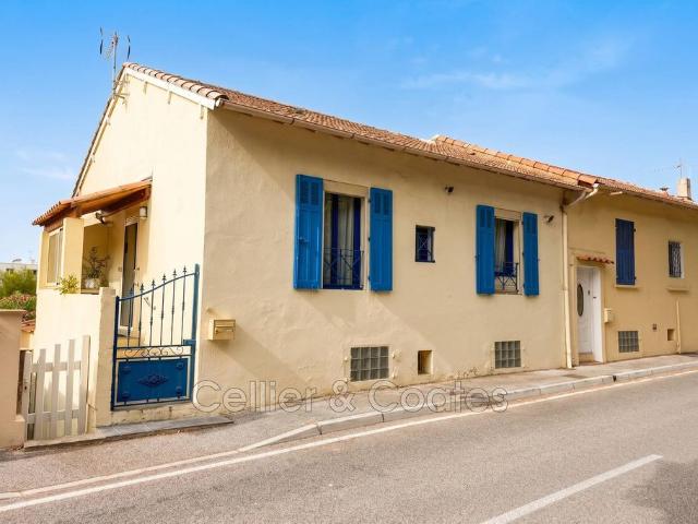 Villa de 4 pièces de luxe en vente Le Lavandou, Provence Alpes Côte d'Azur