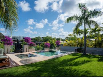 Villa de 4 recamaras en Lagos del Sol, Canc?n