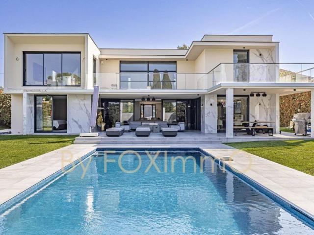 Maison de luxe 5 chambres en vente à Biot, Provence Alpes Côte d'Azur