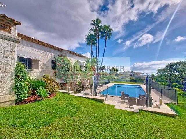 Villa de 5 chambres de luxe en vente Nice, Provence Alpes Côte d'Azur