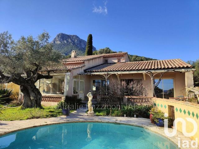 Villa de 5 chambres de luxe en vente Solliés Farlède, France
