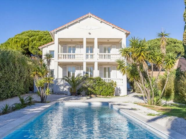 Villa de 5 chambres de luxe en vente Sanary sur Mer, Provence Alpes Côte d'Azur