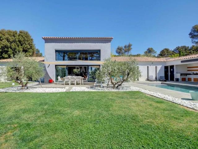 Villa de luxe de 5 pièces en location Saint Marc Jaumegarde, France