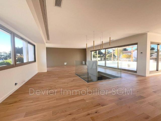 Villa de 5 pièces de luxe en location Saint Geniès des Mourgues, France