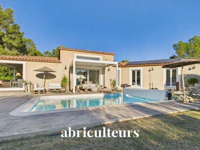 Villa de 5 pièces de luxe en vente Calvisson, Occitanie