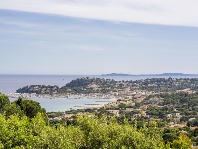 Villa de 5 pièces de luxe en vente Cavalaire sur Mer, Provence Alpes Côte d'Azur